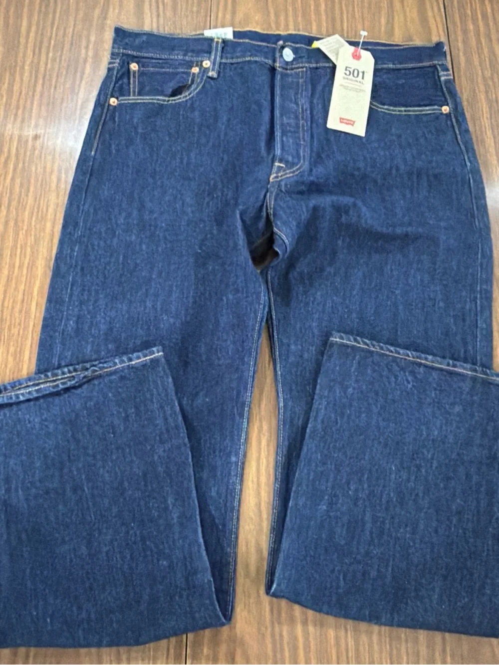 LEVI'S MEN'S 501 ORIGINAL STRAIGHT LEG JEANS  36 X 32 NWT Dark Blue 501-0115